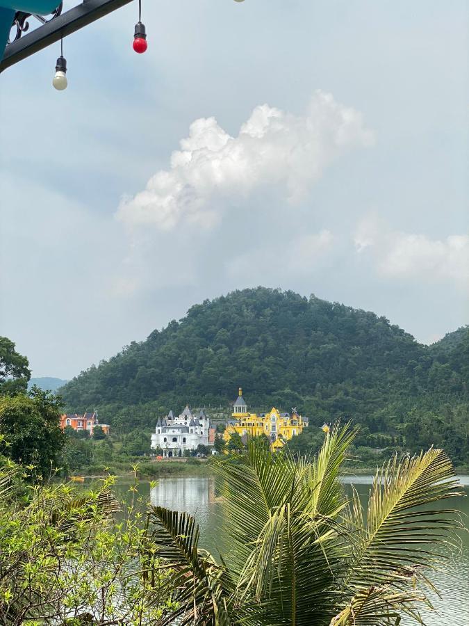 Biệt Thự
